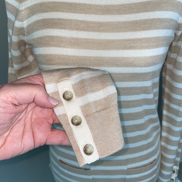 Womens LOFT xs soft tan and white sweater - Picture 2 of 16